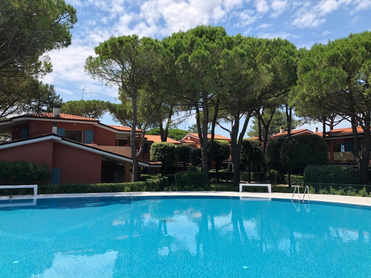 Villaggio Euroresidence Bibione Exteriör bild